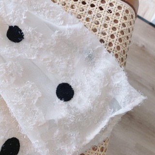 Váy Chấm Bi Ren