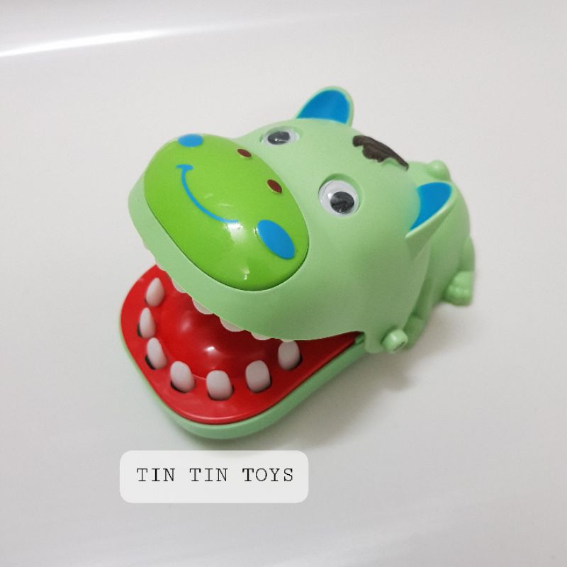 [7 MẪU ]Đồ chơi cá sấu kẹp tay rất vui nhộn. Thích hợp chơi cùng nhóm bạn