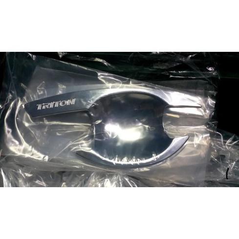 Ốp tay nắm, hõm cửa xe Mitsubishi Triton đời 2016- 2020, 2021, 2022 mạ crom cao cấp