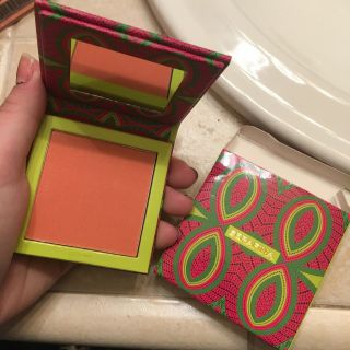 PHẤN MÁ JUVIA'S PLACE AFRUQUE COLLECTION BLUSH