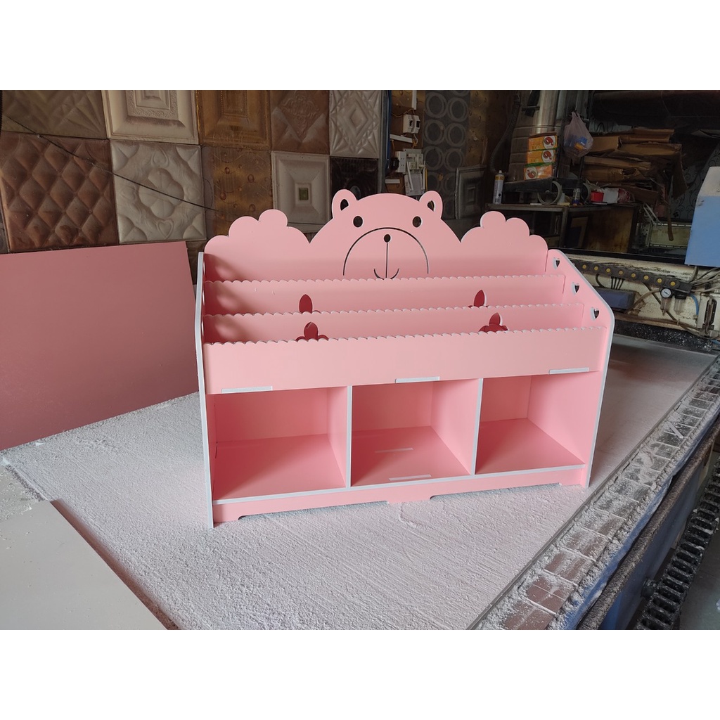 Kệ sách hình gấu 1 tầng ngăn đựng đồ đa năng