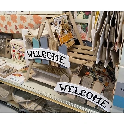 Bảng gỗ treo tường trang trí chữ WELCOME