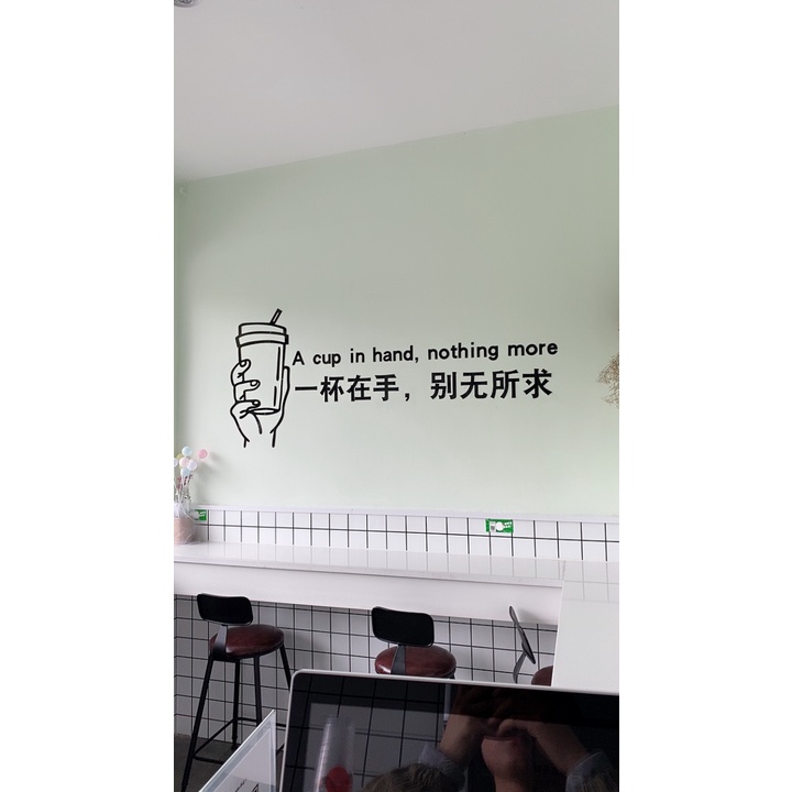 Tranh dán tường mica 3d decor khổ lớn một cốc trên tay trang trí cửa hàng quán trà sữa trà tranh Nhiều Size - EPeBen