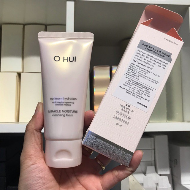 Sữa rửa mặt Ohui hồng cấp ẩm cho da khô da thường Miracle 80ml
