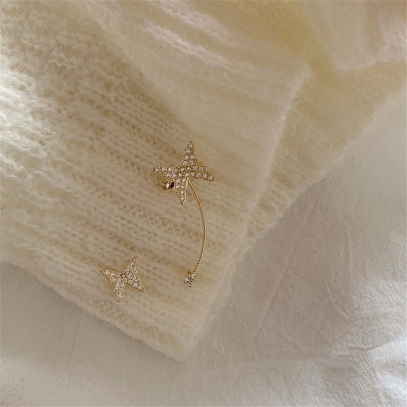 Hoa Tai Hình Bướm Đính Đá Phong Cách Hàn Quốc