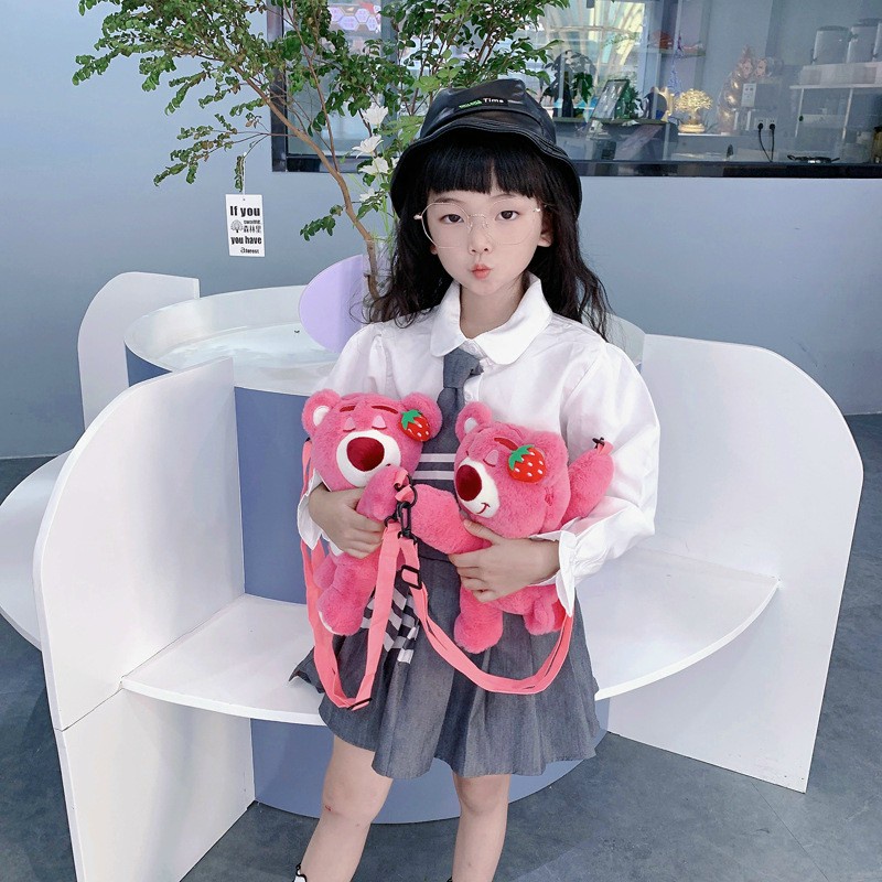 Túi đeo chéo hình gấu/dâu tây hoạt hình nhồi bông dễ thương cho bé gái