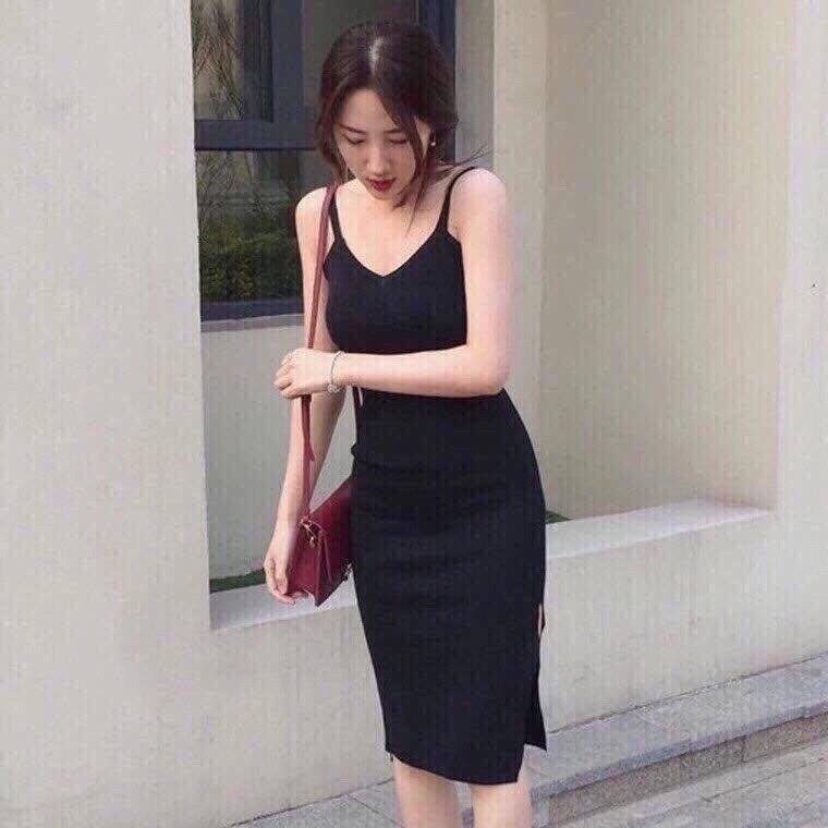 Đầm body xẻ tà