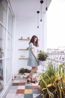 Váy suông xếp ly