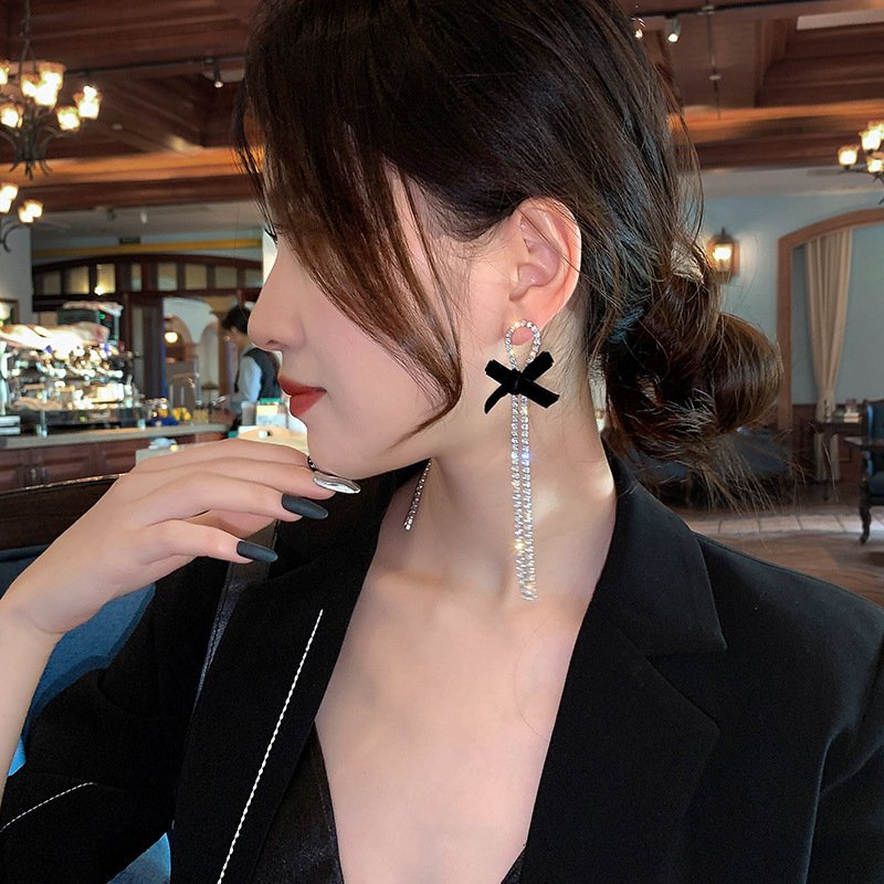 Khuyên tai Nơ Đính Đá Thả 2 Tua Rua Lấp Lánh bông tai trang sức phụ kiện nữ phong cách Hàn Quốc thiết kế thời trang