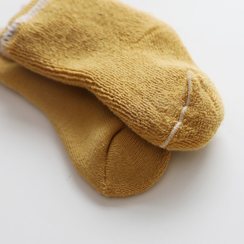 Set 3 Đôi Tất Chống Trượt Cho Bé Từ 1-3 Tuổi