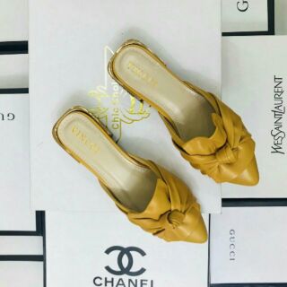 Sục zara