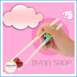 Đũa tập ăn cho bé hàng Nhật