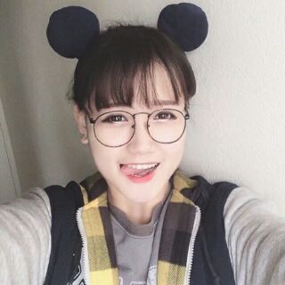 Kính gọng sắt nobita