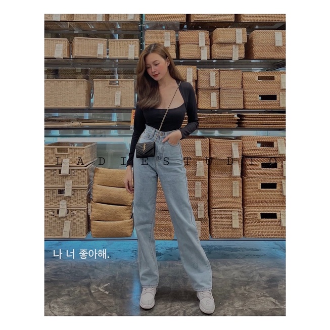 [Hàng có sẵn] Quần Jean Trơn Cạp Cao Hai Màu Chất Dày Dặn Lên Dáng Cực Chuẩn Dài 105cm Nha | BigBuy360 - bigbuy360.vn