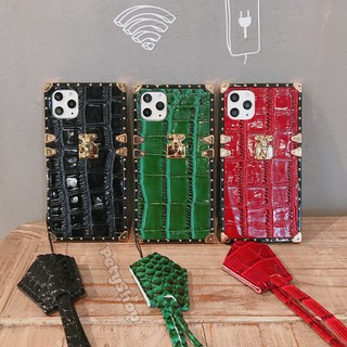 Ốp có dây iPhone 11/11 Pro Max/12/12 Pro/12 Pro Max