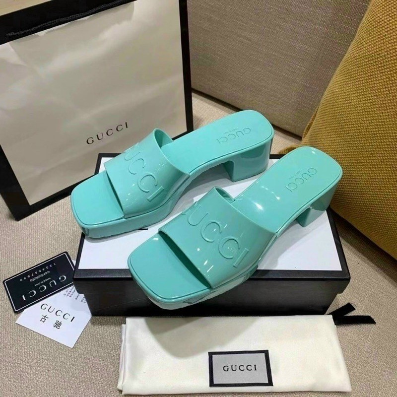 Guốc nhựa Gucci