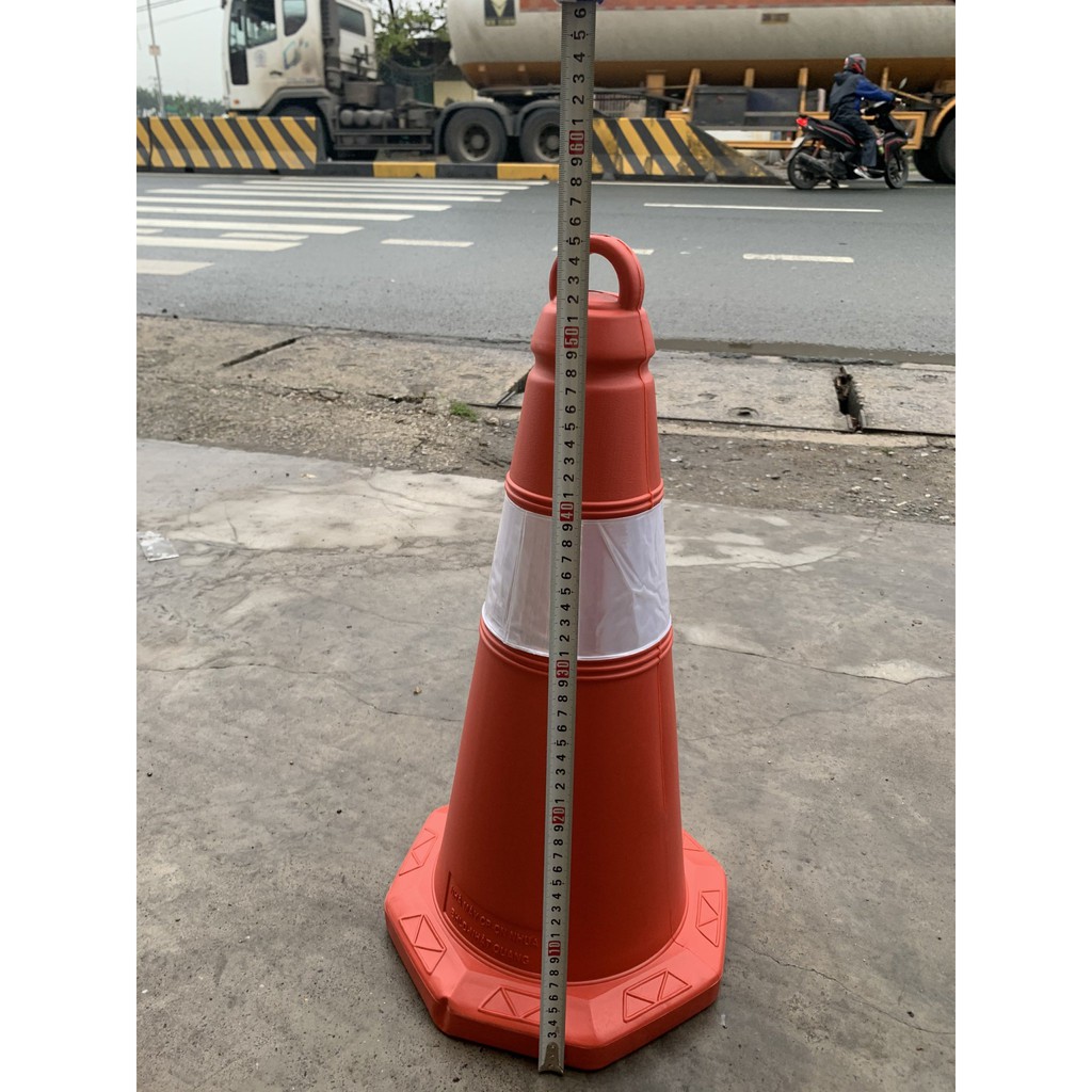 Cọc Tiêu Trụ Giao Thông Nhật Quang Cọc Tiêu Giao Thông Nhựa Có Phản Quang