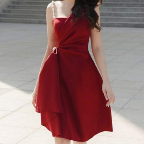 [Đầm dự tiệc] 1 dây vai đính chuỗi, váy đẹp sang trọng quý phái | BigBuy360 - bigbuy360.vn