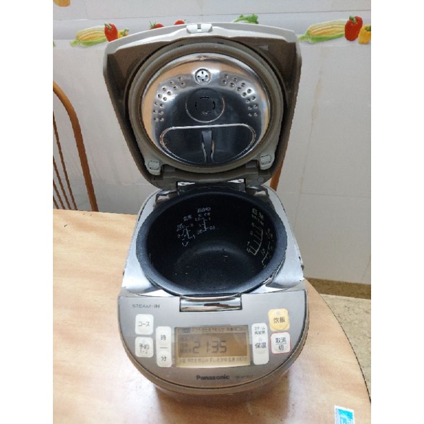 Nồi cơm điện cao tần van dài bù ẩm panasonic 1L