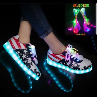Giầy gắn đèn LED phát sáng (size 35-44)