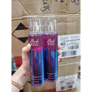 [Auth] Xịt thơm Bath & Body Works Fine Fragrance Mist hương Dark Kiss 30ml/50ml/100ml +𝘿𝙚𝙘𝙚𝙢𝙗𝙚𝙧 𝙎𝙝𝙤𝙥+ | Thế Giới Skin Care