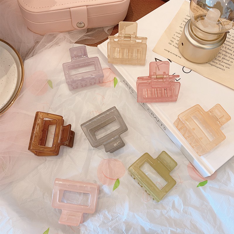 Kẹp Càng Cua Trong Suốt Hình Vuông Dễ Thương Cho Nữ