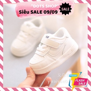 Giày thể thao bé gái bé trai trẻ em 1-3 tuổi size 16-26 Dots Shop