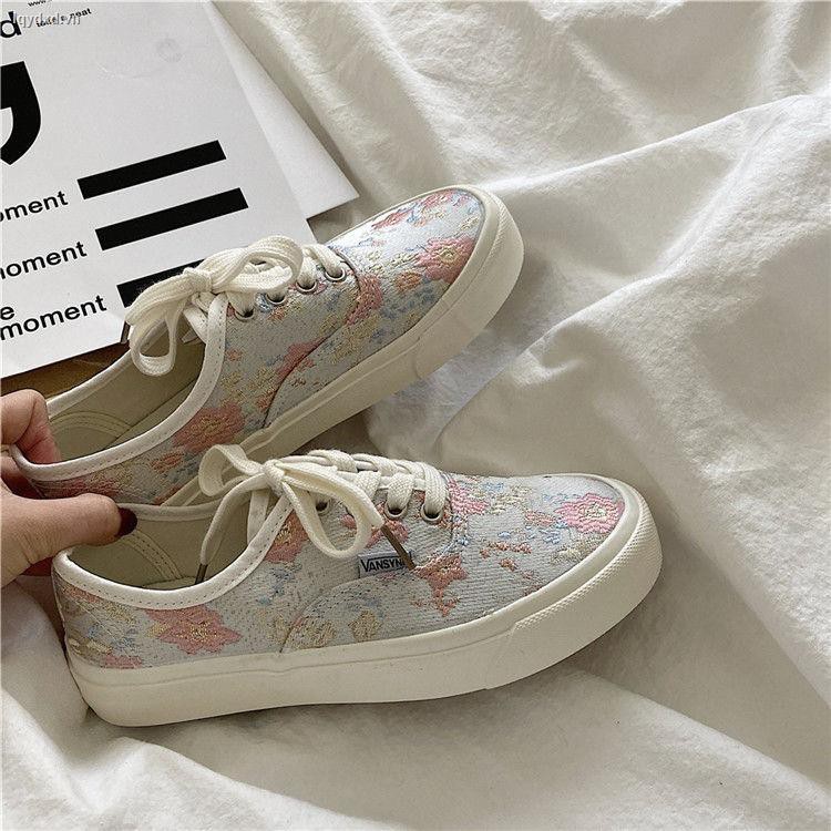 Giày vải canvas thêu hoa đáng yêu phong cách Nhật Bản 2021 cho nữ