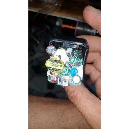 2 cái Sạc nhanh 10W 5V chính hãng, linh kiện xịn