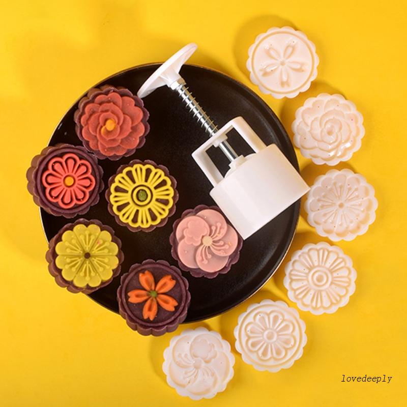 Khuôn Nhựa Làm Bánh Trung Thu 75g Hình Hoa Anh Đào