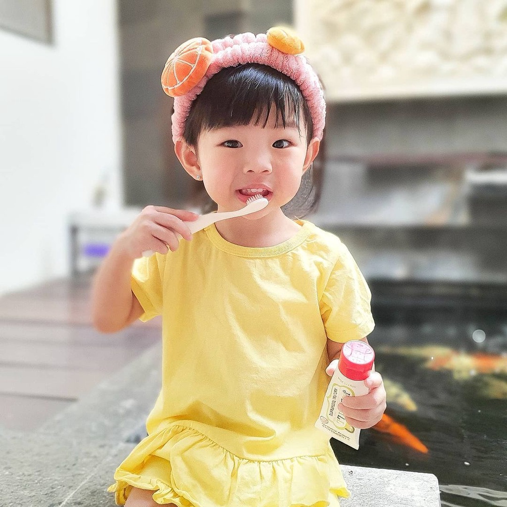 Bàn chải đánh răng cho bé, bàn chải đánh răng organic Jack N'Jill cho bé bằng sợi lông y tế mềm