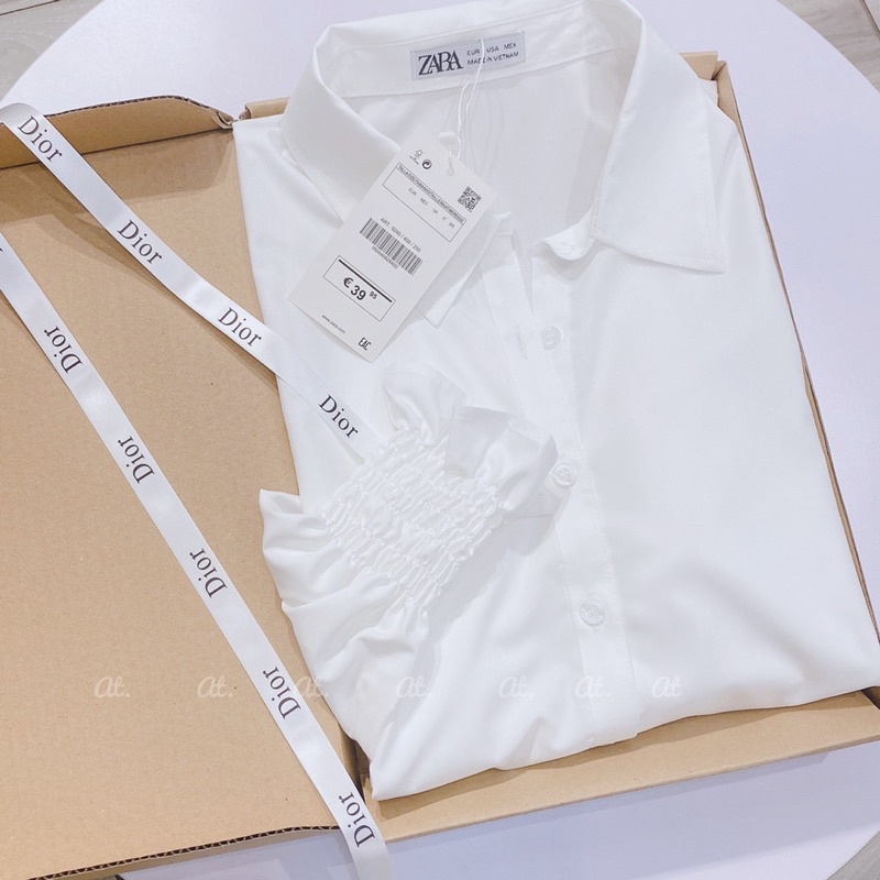 Áo sơ mi nữ trắng đi học tay dài kiểu bo nhúm cổ bẻ basic form rộng vừa - Sơ mi trắng nữ tay bồng hàn đẹp mặc công sở | BigBuy360 - bigbuy360.vn