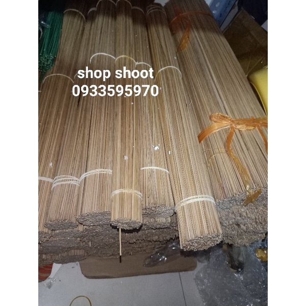 QUE GỖ GẮN HOA, gắn bánh kẹo , ĐỒNG TIỀN
