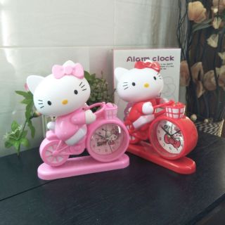 Đồng hồ kitty xe đạp để bàn có báo thức