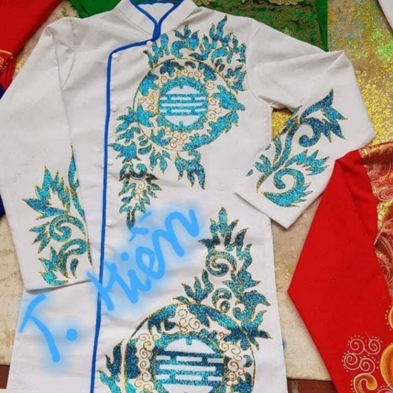 🌵🌵🌵Áo dài nam vẽ tay cách tân in phun kim tuyến ảnh chụp thật