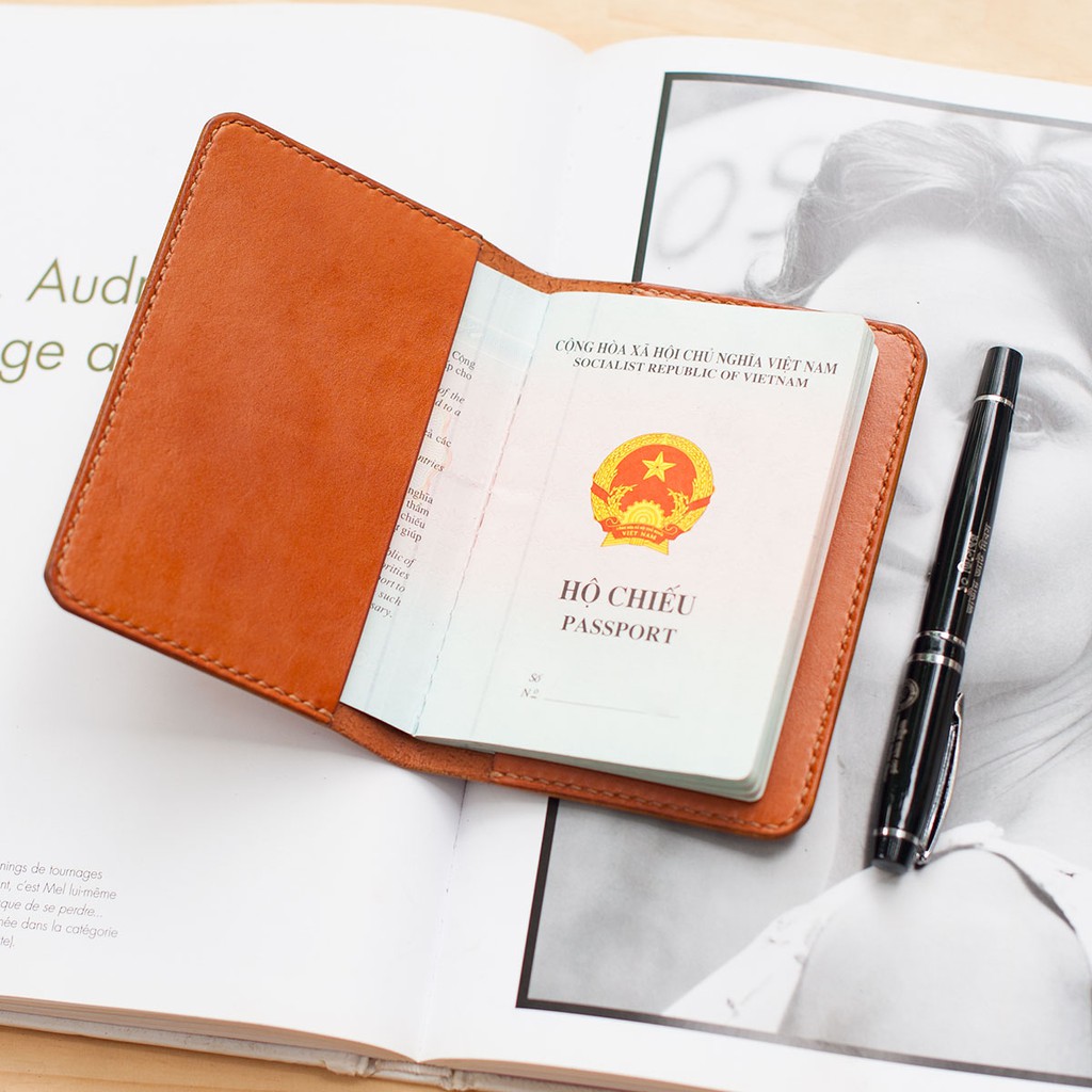 Vỏ bao passport da bò nhập khẩu mầu nâu - Vỏ bao Mino Crafts VO322S