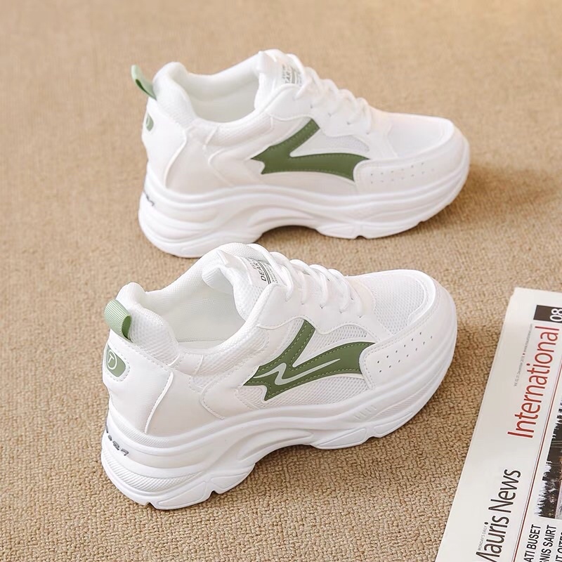 Giầy thể thao nâng đế bằng 8 p phối lưới siêu hịn hót!!!lưu ý phom nhỏ quý khách đặt tăng lên 1 sai nha