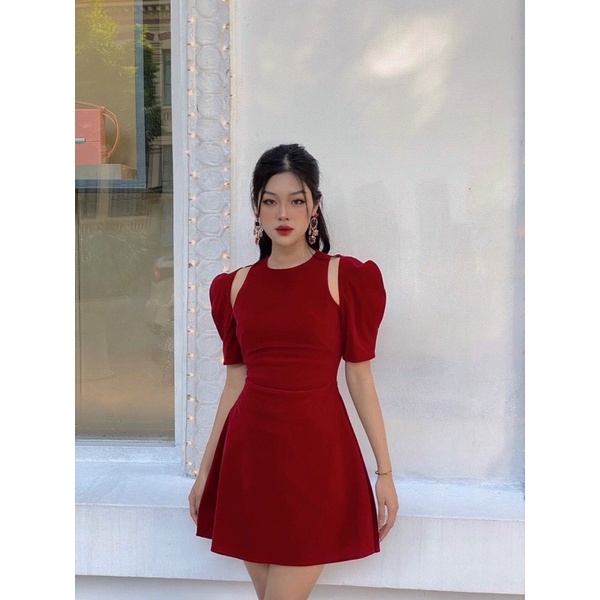Đầm Nhung Khoét Vai Tay Bồng Hai Màu Đỏ Đen Thiết Kế Sang Trọng Phù Hợp Đi Tiệc Đi Chơi