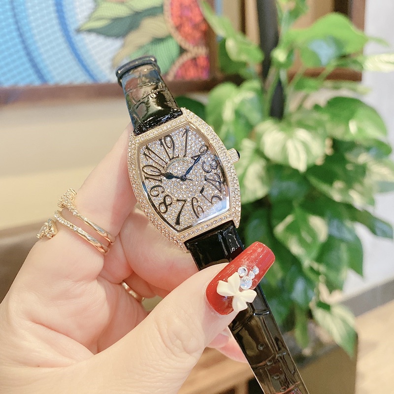 Đồng hồ nữ Christian Van Sant chính hãng size 36mm