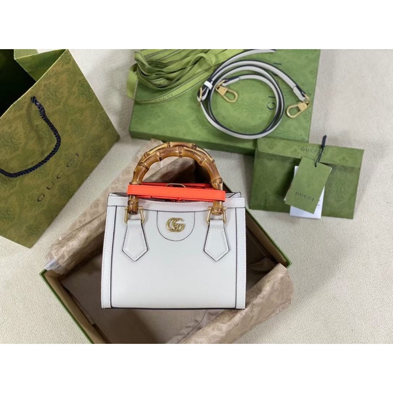 Túi xách/ túi đeo chéo nữ Gucci GC Bamboo Diana size 20 chất liệu da thật quai gỗ