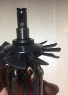 Roto máy mài MT 954 DCA( tặng chổi than 411)