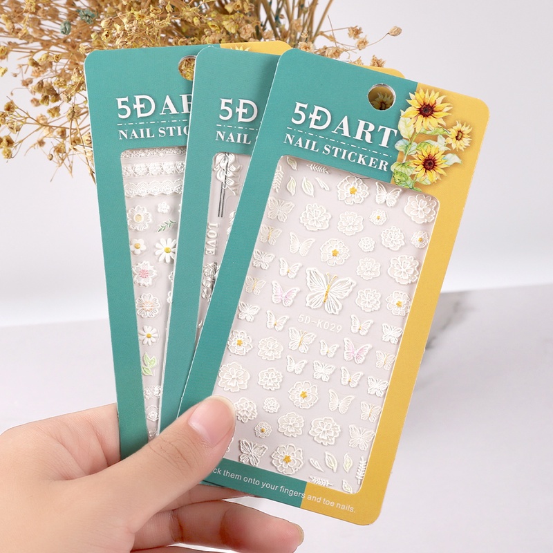 Miếng Dán Trang Trí Móng Tay Hình Hoa Và Bướm 5D