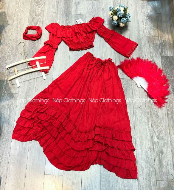 Sét áo váy boho đỏ/ sét áo maxi trễ vai chân váy xòe boho đi biển | BigBuy360 - bigbuy360.vn