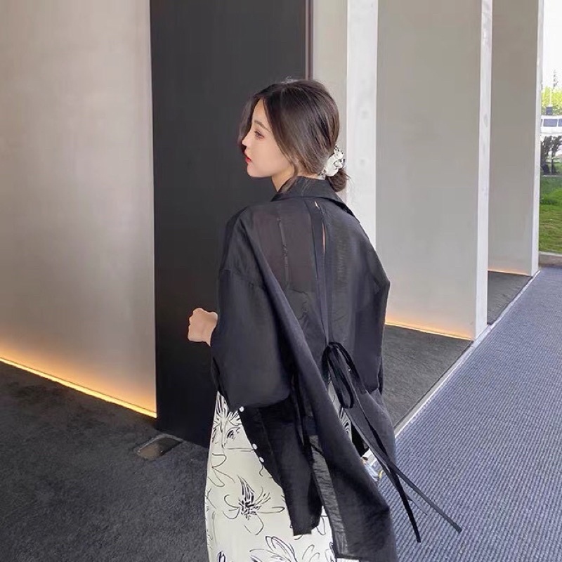 Áo sơ mi trắng oversize voan mỏng tay dài hở xẻ lưng dây cột trơn - Order taobao quảng châu