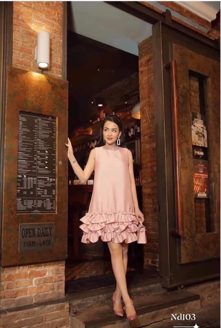 [ Mã FAMAYWA2 giảm 10K đơn 50K] Váy đũi sát nách chân bèo tầng | BigBuy360 - bigbuy360.vn