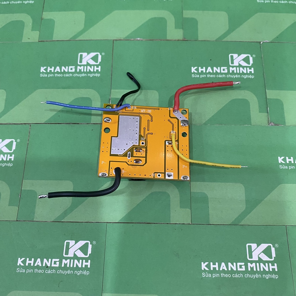 Mạch makita 3S 12V 65A, giắc DC, sạc và bảo vệ pin Li-ion 12V - 12.6V
