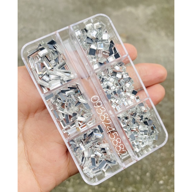 Đá kiểu vuông - chữ nhật có 3 màu