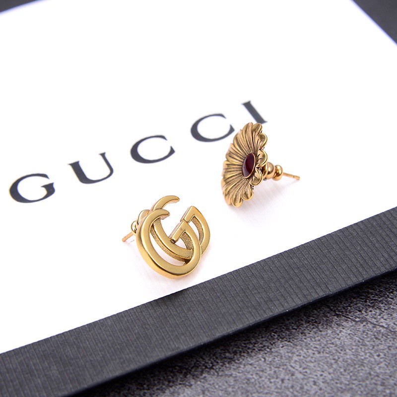 Đôi Khuyên Tai Hình Chữ Gucci Thời Trang Dành Cho Nữ