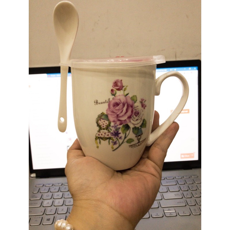 (SIÊU RẺ) Cốc sứ uống nước kèm thìa và nắp hít chân không 300ml