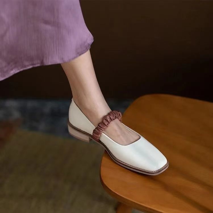 Giày Nữ Mũi Vuông Phong Cách Vintage 2021 | BigBuy360 - bigbuy360.vn